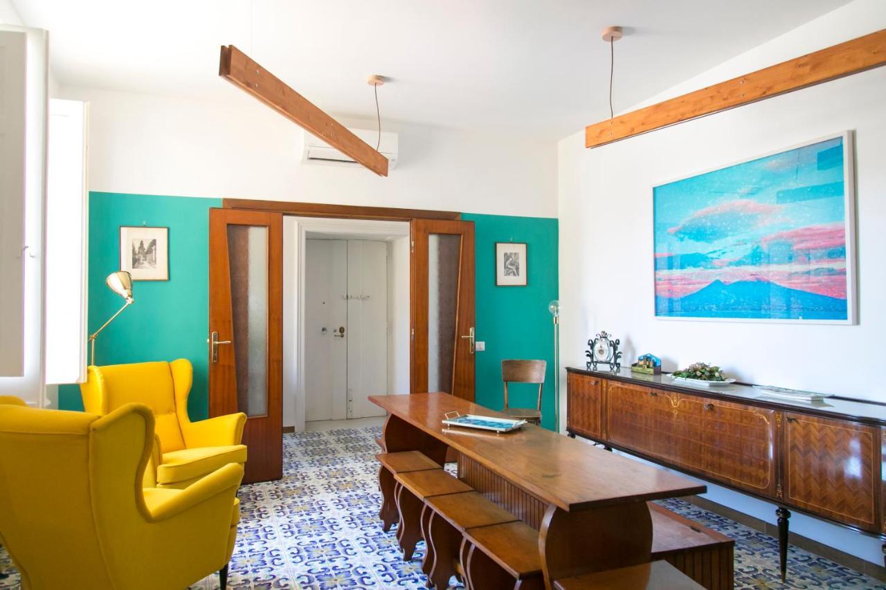 A Casa Di Nina Guest House Наполи Екстериор снимка